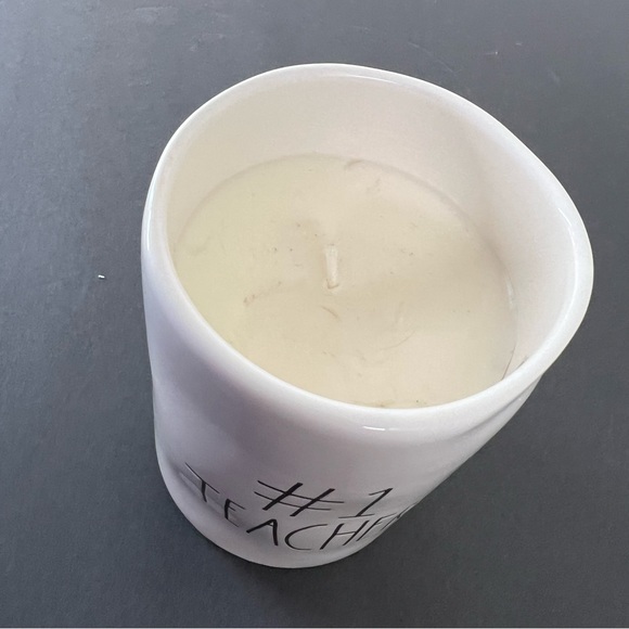 NEW #1 TEACHER RAE DUNN sweet apple CANDLE Christmas Holiday  gift idea - Picture 2 of 5